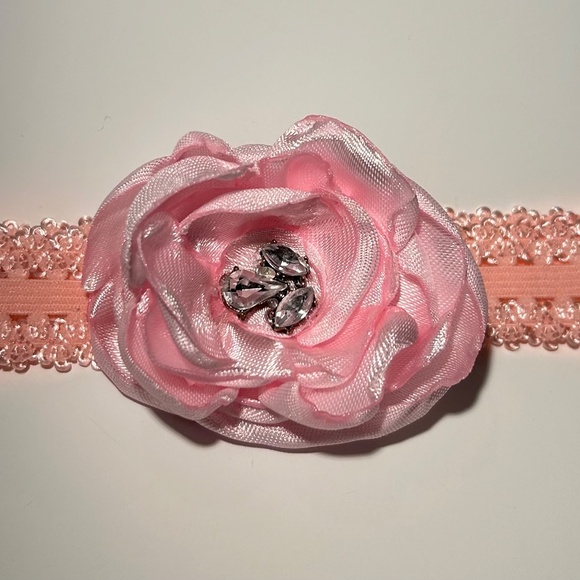 Lucille Francis Rose Handmade Hair Flower on Alligator Clip - Picture 5 of 7